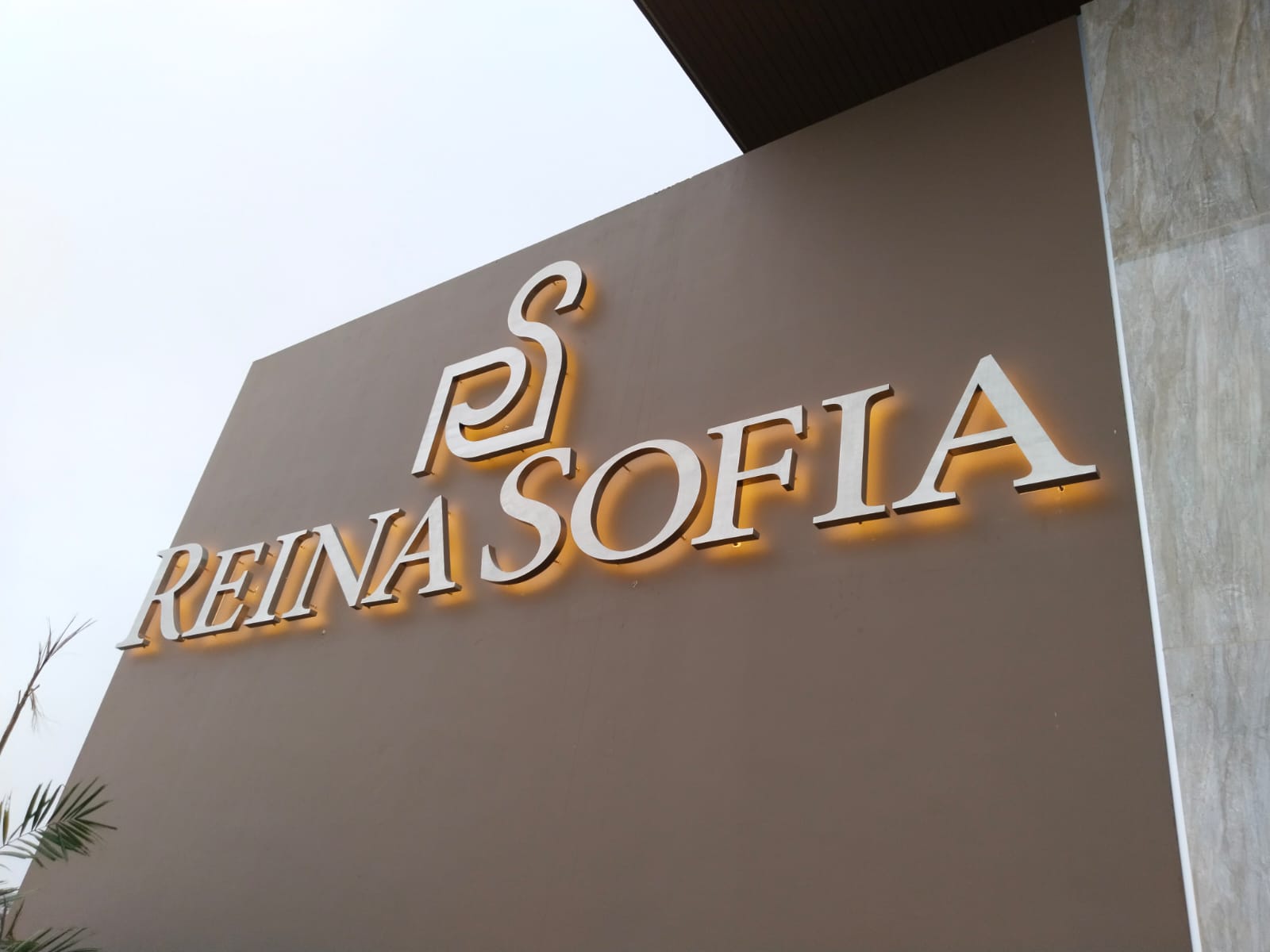 Tampak Depan Onlight